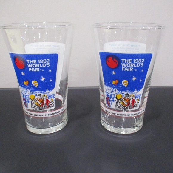 Pair of Vintage 1982 Worlds Fair Glasses Knoxville Tennessee Excellent Condition - Picture 1 of 6